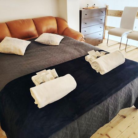 La Villa Gialla Aosta Eksteriør billede